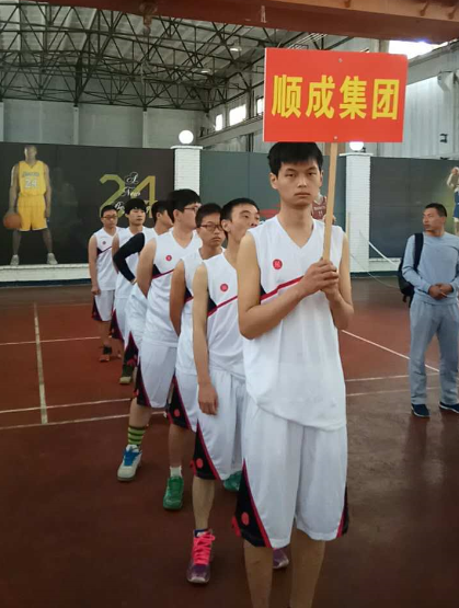 bat365集团参加中嘉业集团第三届篮球邀请赛剪影